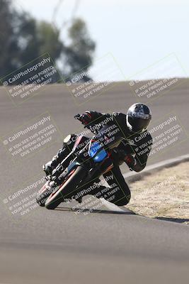 media/Nov-02-2025-Lets Ride (Sun) [[f7a3caa734]]/B Group/1220pm (Turn 2 Outside)/